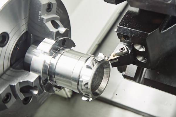 The Challenges Faced by CNC Custom Machining in the Automotive Industry